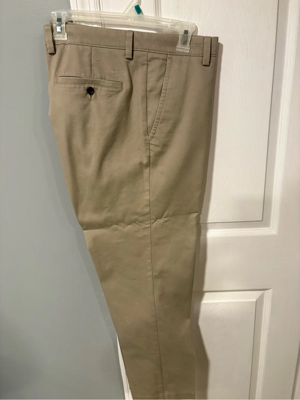 Dockers Men's Khaki Chino Pants soft cotton 38x32 - Light Tan
